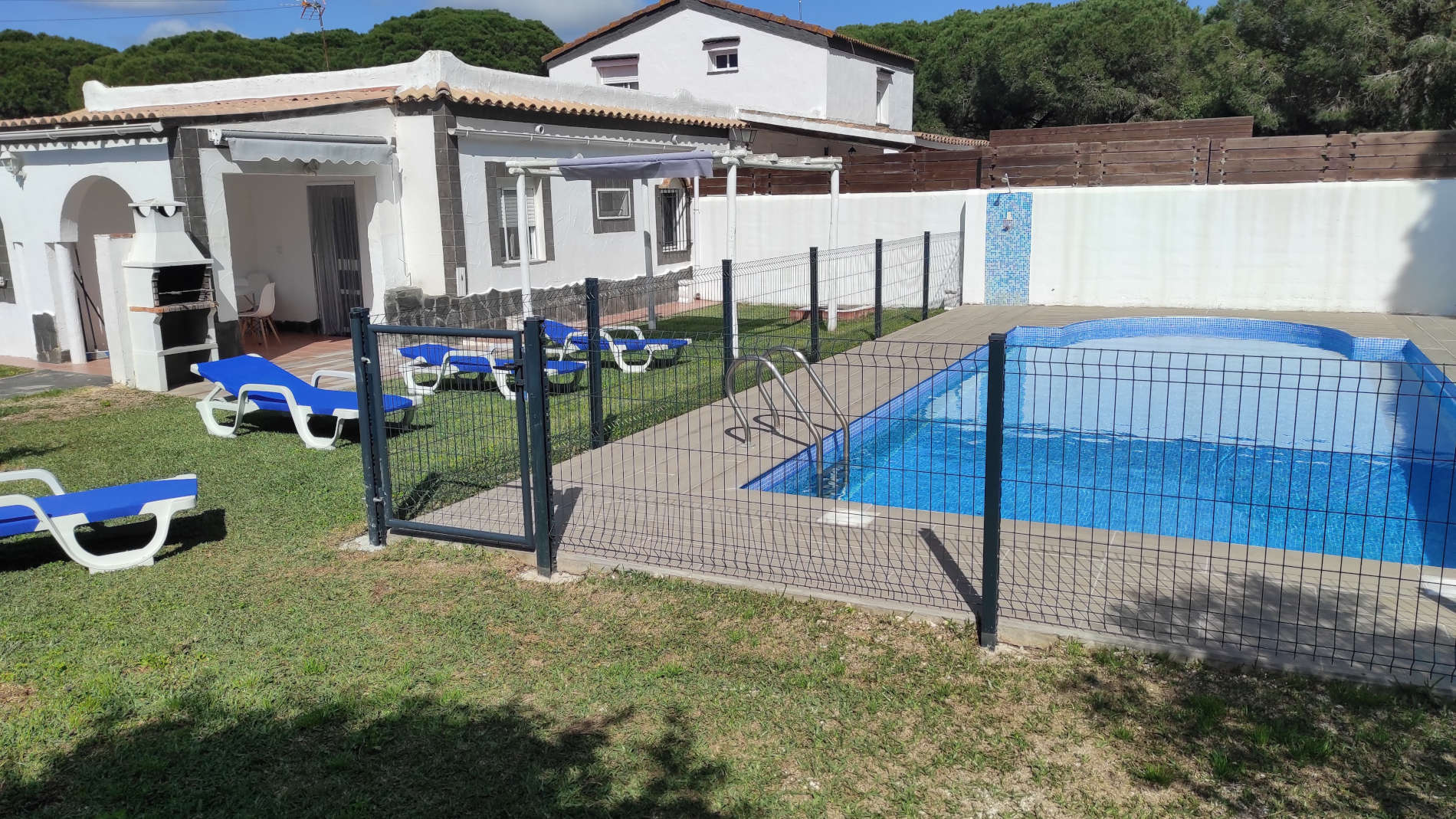 Casas con piscina privada en Conil